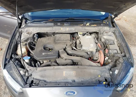 2013 Ford Fusion Hybrid Se z USA, uszkodzony, nr VIN 3FA6P0LU6DR379831